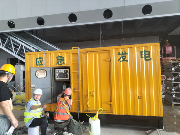永顺怎样判断空气滤清器是否需要更换？
